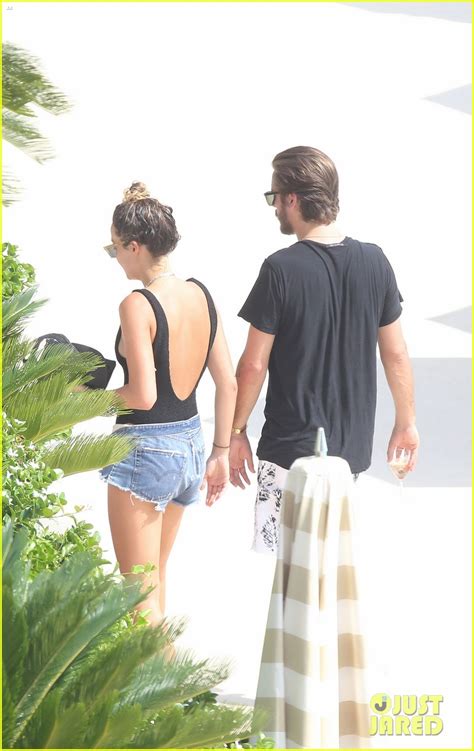 scott disick and chloe bartoli|Scott Disick girlfriend.